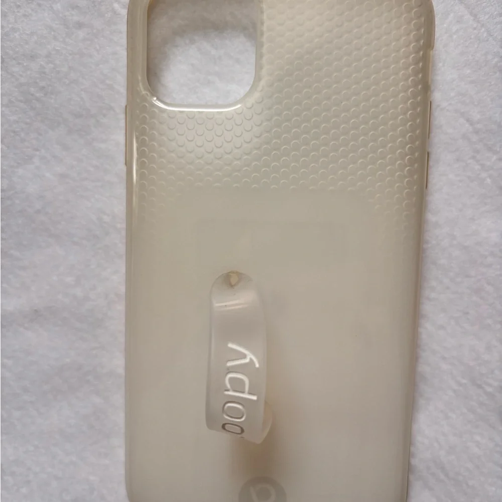 Loopy Cases: 1 Black Midnight and 1 Cream Phone Case Set for iPhone 11 {NOT Pro} - Picture 4 of 4